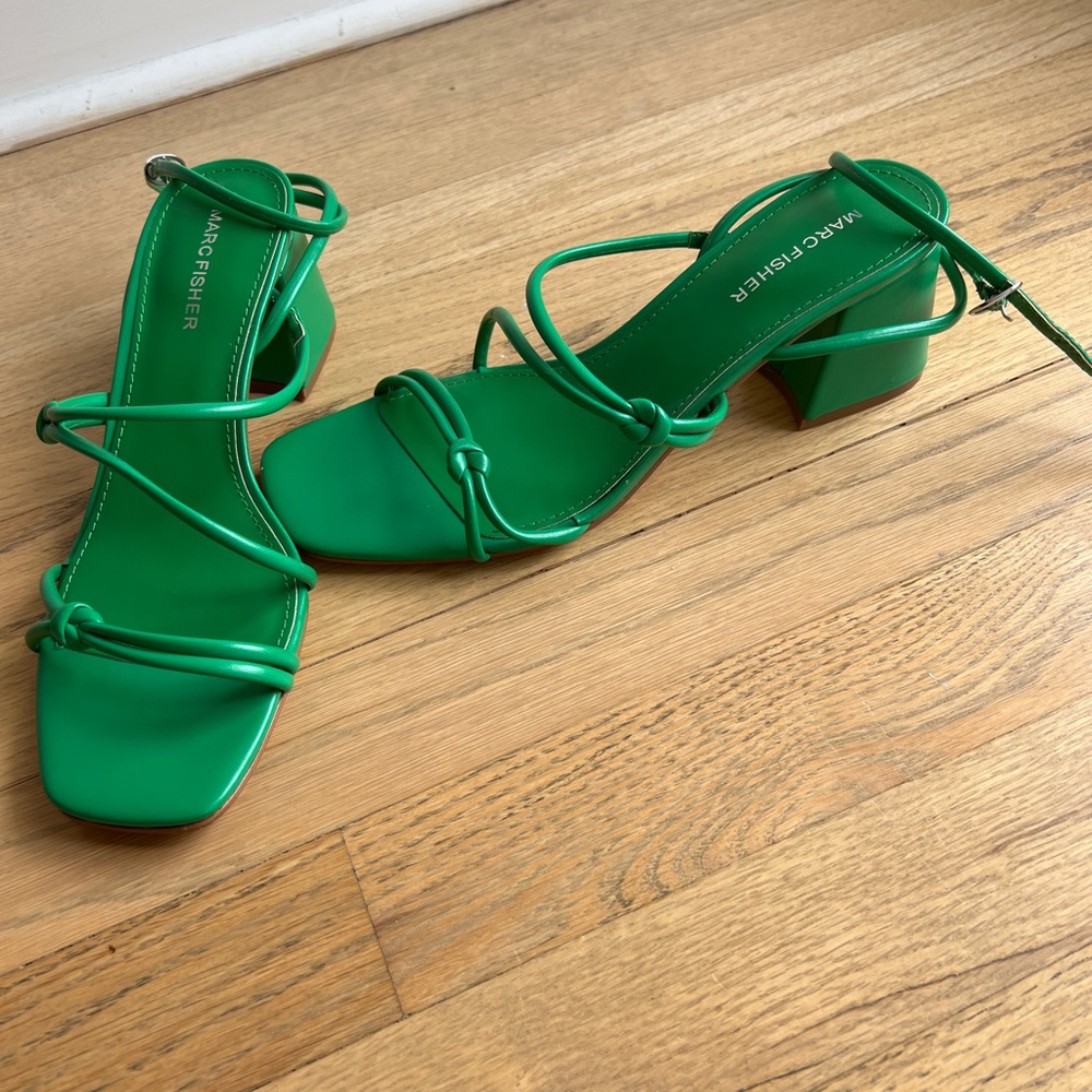 Marc Fisher Green Square-Toe Sandals with Block Heel - Picture 5 of 7